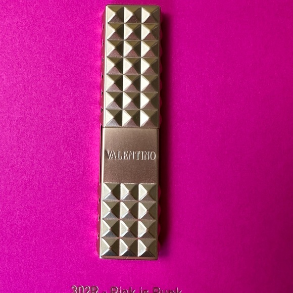 Spike Valentino Buttery Matte Lipstick set - Picture 3 of 8